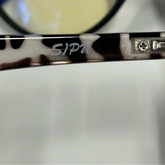 NIB Sipu Anti-Blue Light Glasses 2 pairs Black & Animal Print - Picture 3 of 4